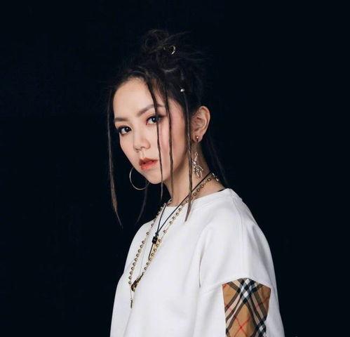 邓紫棋说谎吃瓜视频,真相究竟如何？