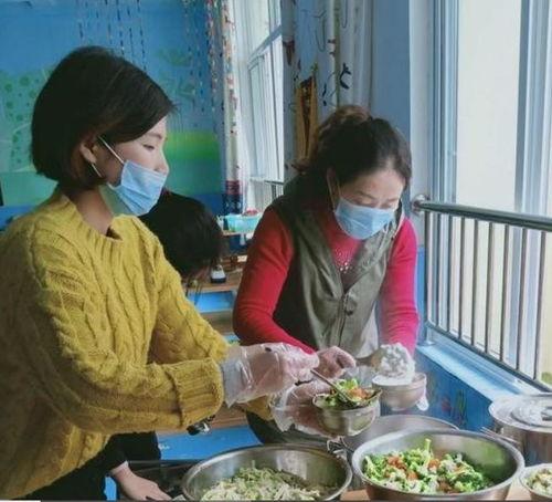 南京幼师吃瓜视频曝光,校园内幕引发社会关注